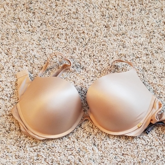 Victoria's Secret Very Sexy Push-up Bra 36D - Picture 1 of 3